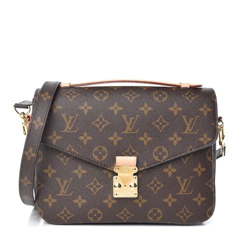 pochette discovery louis vuitton|Louis Vuitton Pochette metis fashionphile.